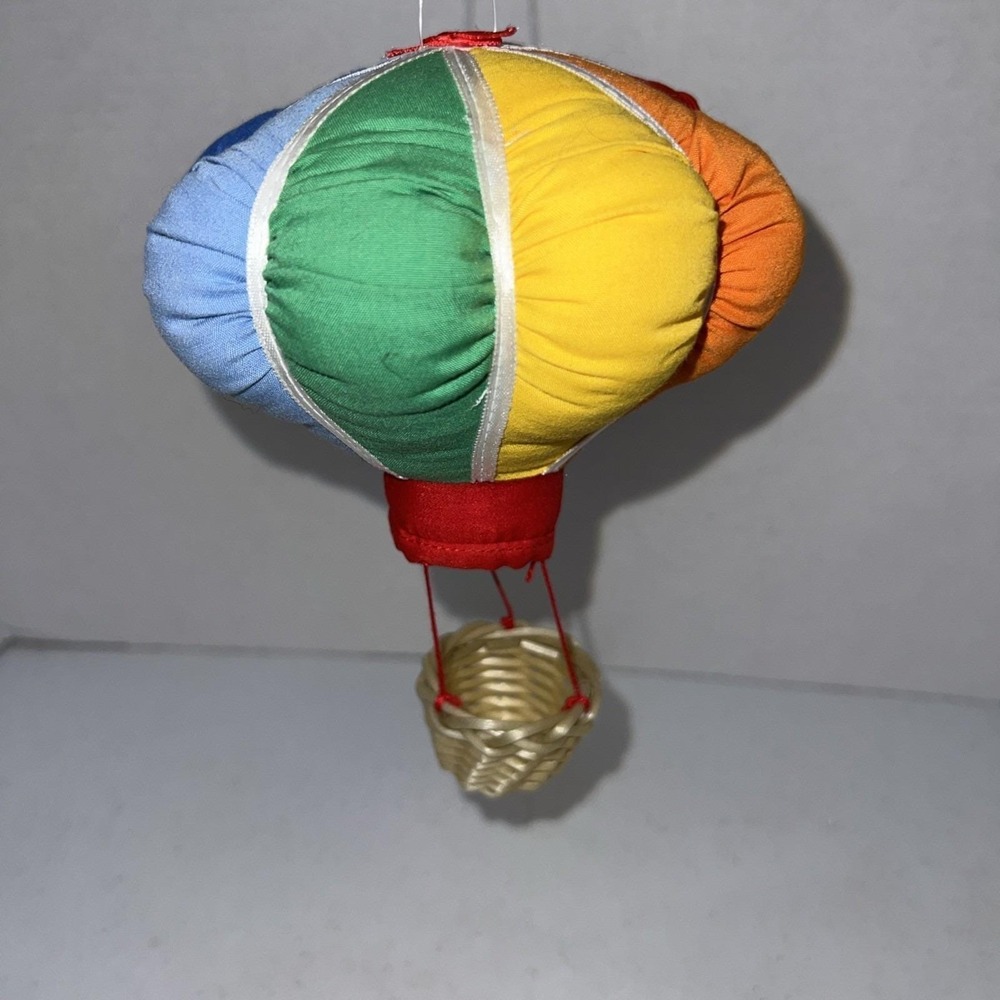 Vtg RUSS Hanging Rainbow Plush HOT AIR BALLOON Nursery Colorful Pride 6"